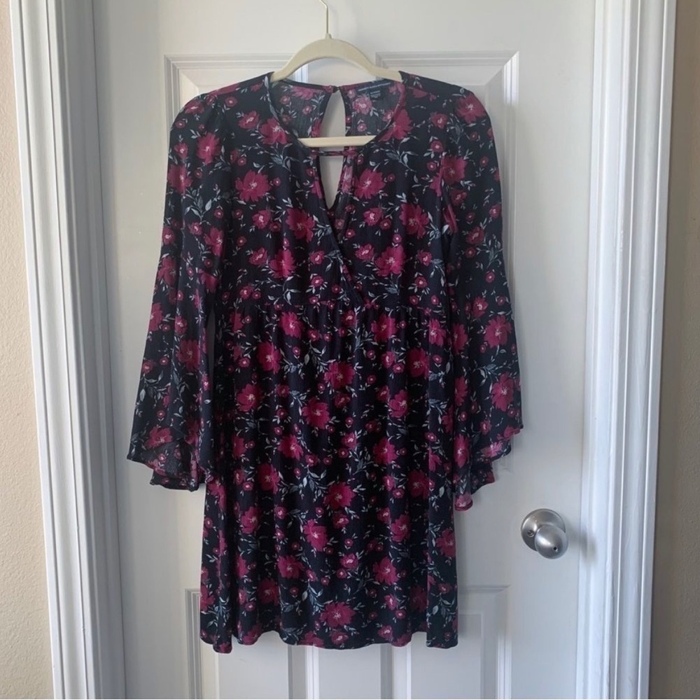 American Eagle black & pink floral babydoll top